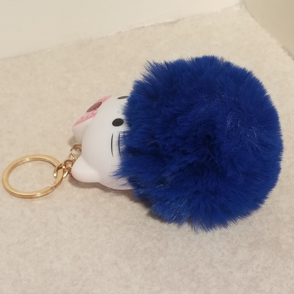 Hello Kitty Characterv Fuzzy Pom Pom Keychain New - Picture 3 of 5